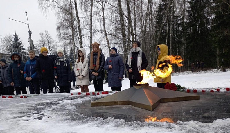 В Обнинске воздали почести живым и павшим Героям Отечества