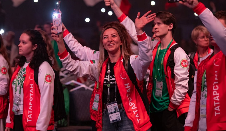 Группа Dabro выступила в Калуге на открытии чемпионата «Профессионалы»