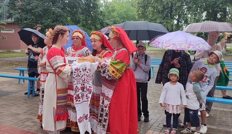 В Людинове прошел открытый районный этнофестиваль «Царь Лён»