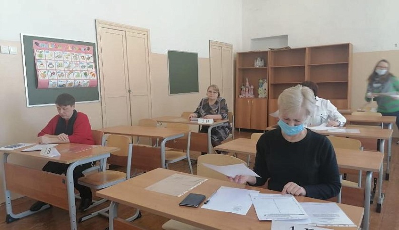 Думиничи приняли участие во Всероссийской акции «День сдачи ЕГЭ для родителей»