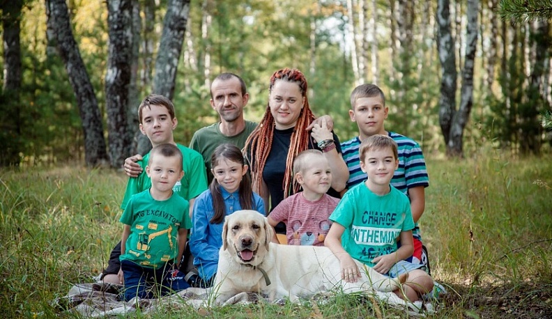 Семья из Кировского района показывает пример отношения к детям