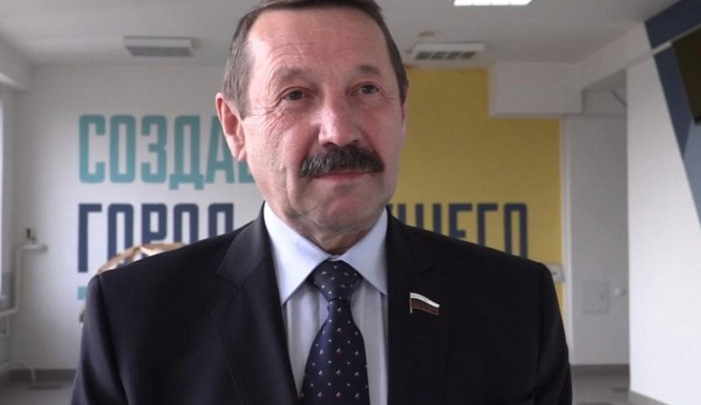 Геннадий Скляр поздравил калужан с Днем образования области