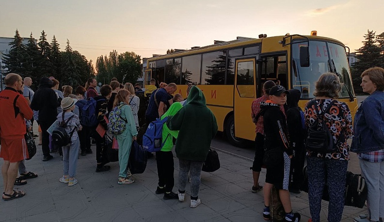 Еще 48 детей из Первомайска отправились на летний отдых в Калужскую область