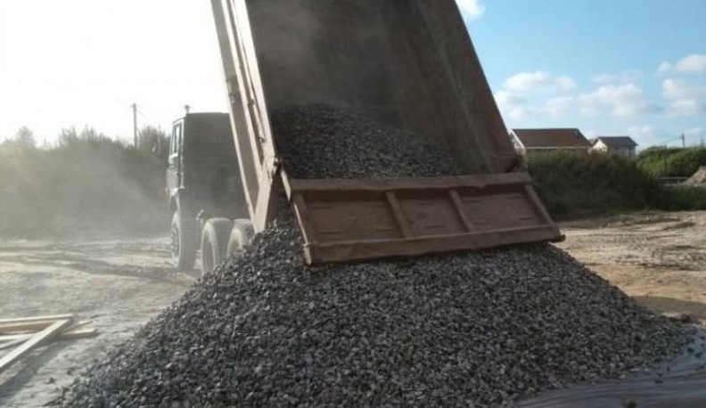 Москвич нажился на калужском щебне