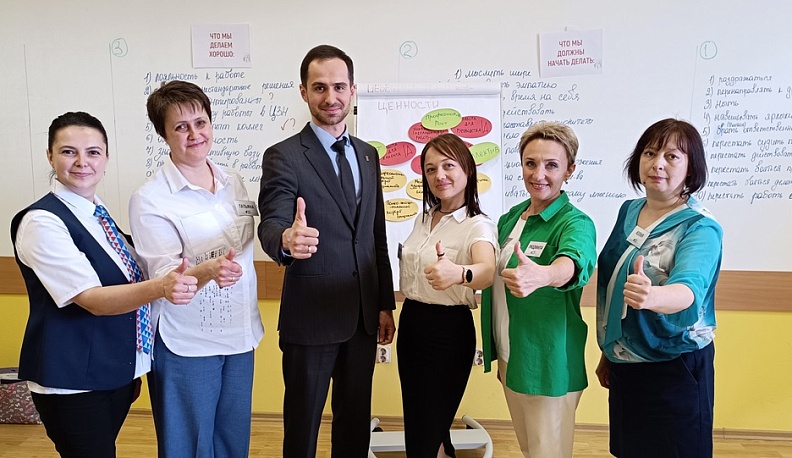 В Калуге 33 специалиста региональных центров занятости поучаствовали в первой стратегической сессии