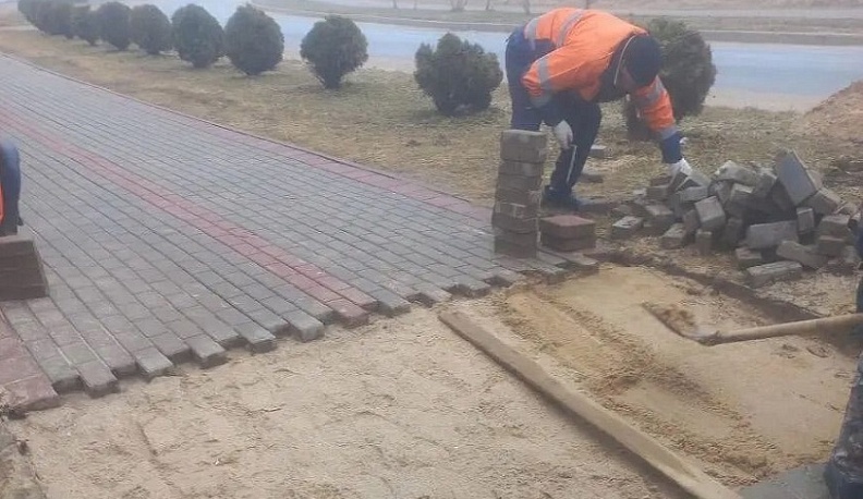 В Калуге начался ремонт тротуаров после зимы