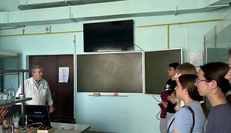 Юные бабынинцы изучают науку в лабораториях КГУ им. Циолковского