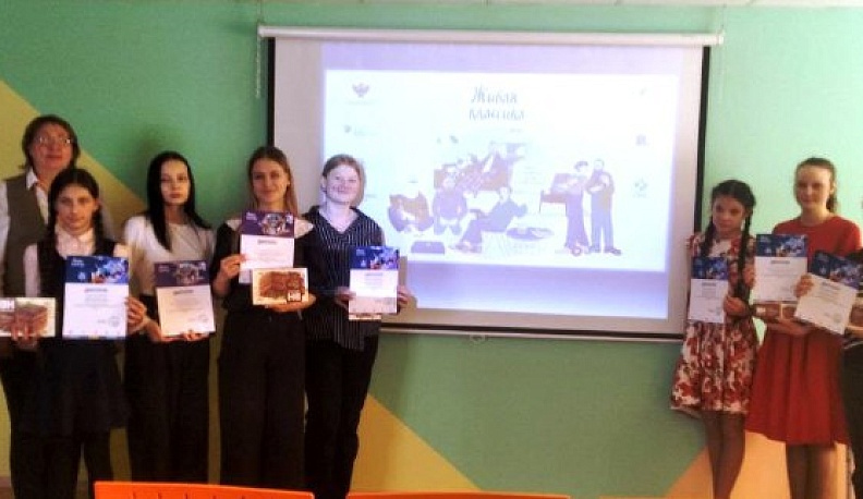 Барятинские школьники состязались в чтении прозы