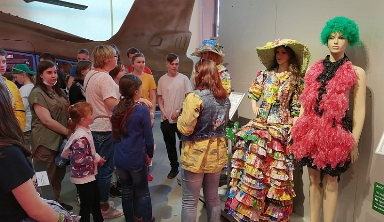 Калужские школьники отпраздновали День защиты детей в музее мусора