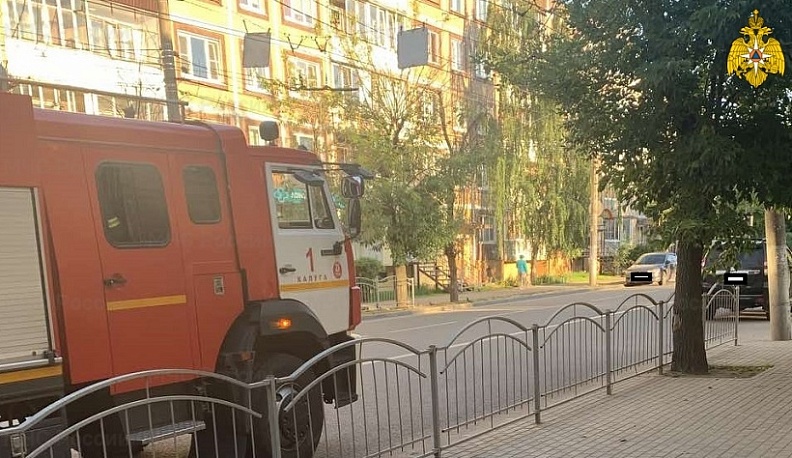 Автомобиль «Тойота» сбил человека в центре Калуги