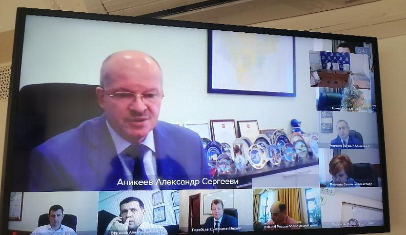 В городе прошло очередное заседание оперативного штаба по борьбе с COVID-19