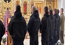 В Калуге бойцы Росгвардии собрались на общую молитву в преддверии профессионального праздника В Калуге бойцы Росгвардии собрались на общую молитву в преддверии профессионального праздника