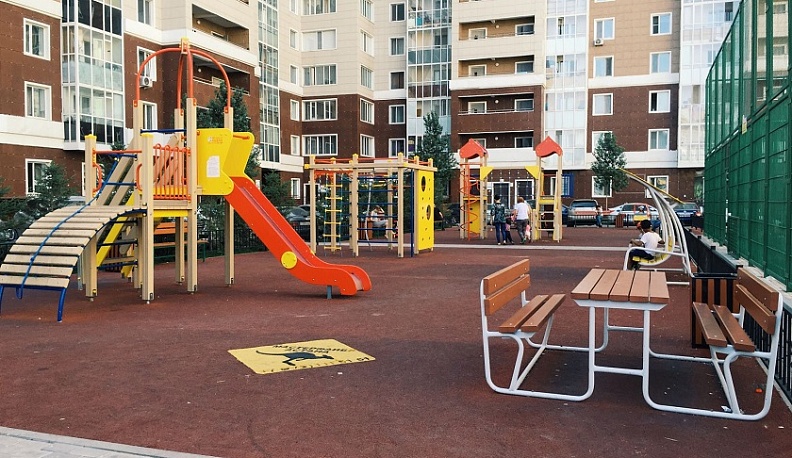 Детские площадки во дворах Калуги передадут под контроль жильцов