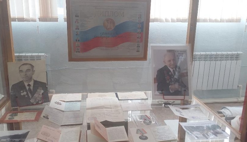 В Людинове открылась выставка "Настоящий герой"