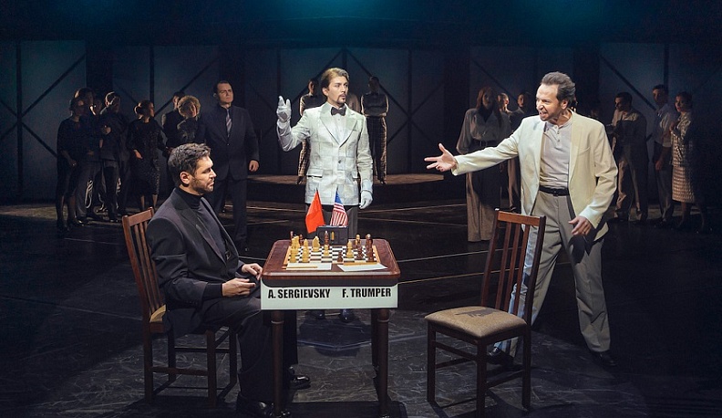 Игра Бродвея в шахматы