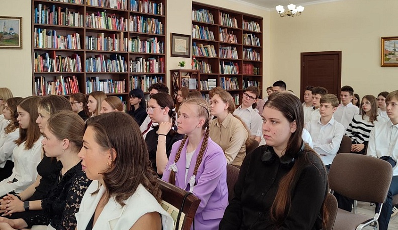 В Калуге представлена первая в стране Книга Памяти солдат Красной армии, погибших в боях за пределами России