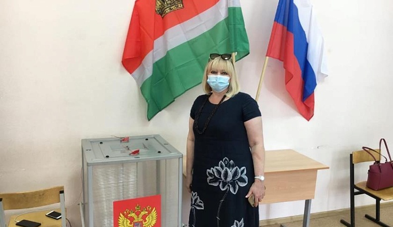 Зоя Цуканова проголосовала по поправкам в Конституцию 