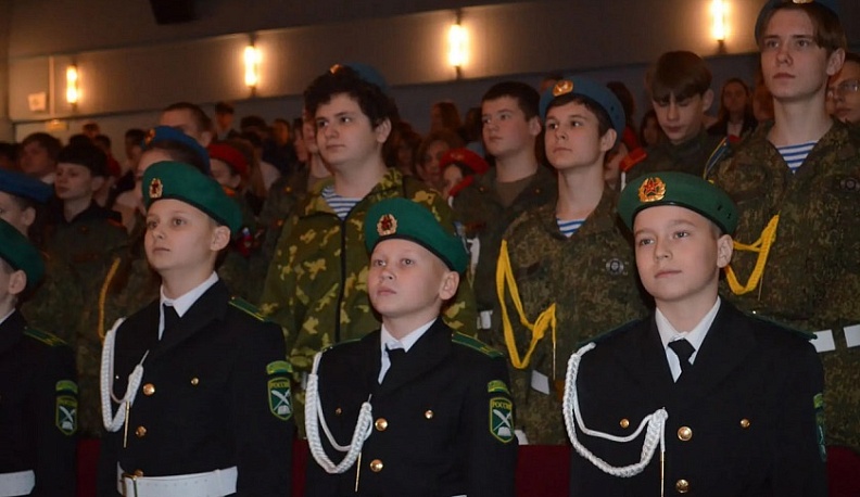 В Малоярославце генерал армии встретился с молодёжью