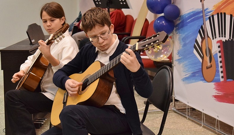 Детская школа искусств Тарусы встретила 70-летний юбилей