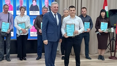 Накануне Первомая в Дзержинском муниципальном округе чествовали лучших тружеников