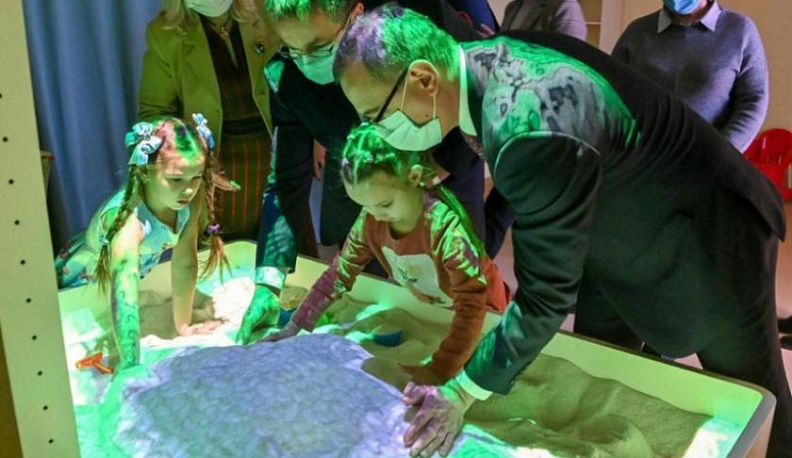 Губернатор посетил новый и строящийся детсады в Калуге