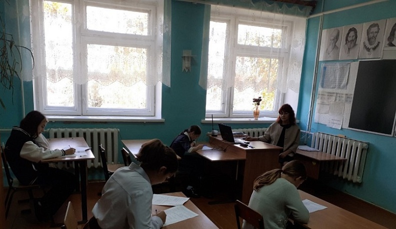 В Жиздринском районе более 200 школьников принимают участие в школьном этапе всероссийской олимпиады