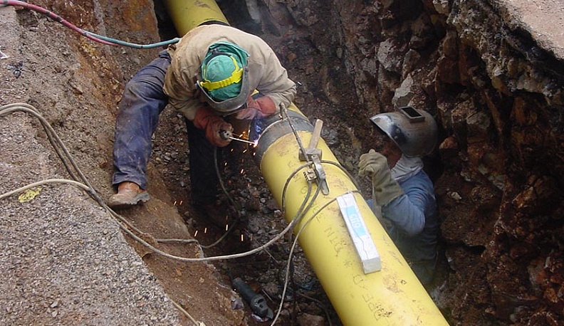 Прокуратура проверяет причины аварии на газопроводе в Калуге