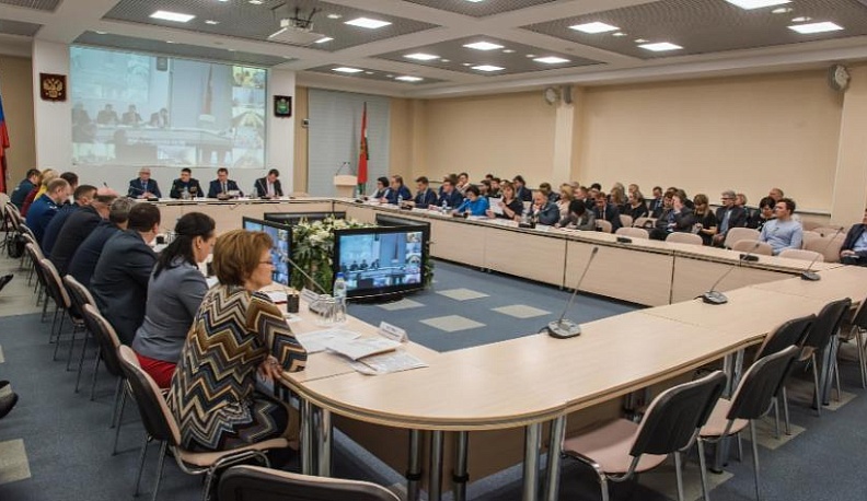 В Калужской области создадут оперативный штаб по профилактике распространения коронавируса в регионе