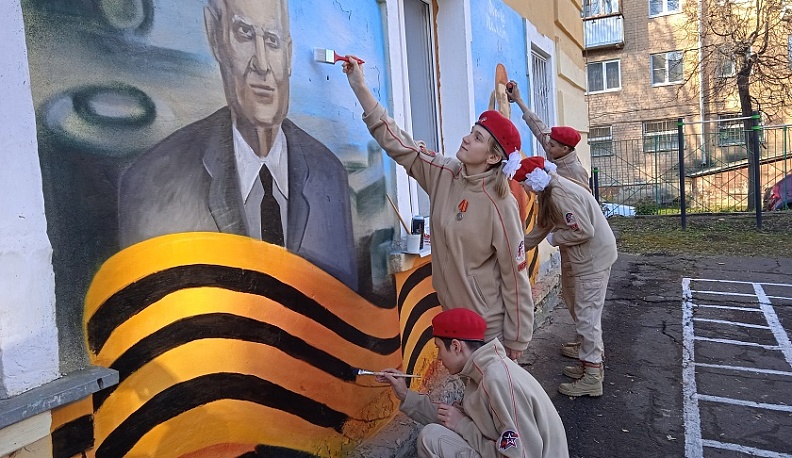 Олимпийский чемпион встретился с калужскими юнармейцами