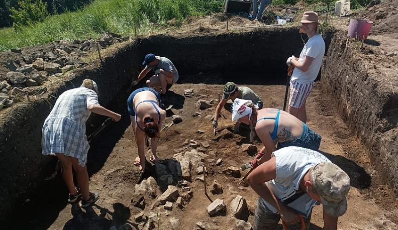 30-й сезон раскопок Любутского городища обещает интересные результаты