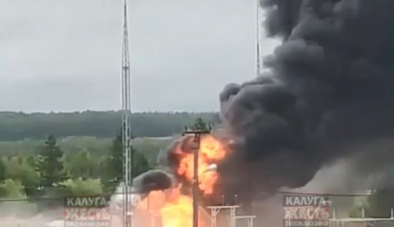 Под Детчином горит электроподстанция