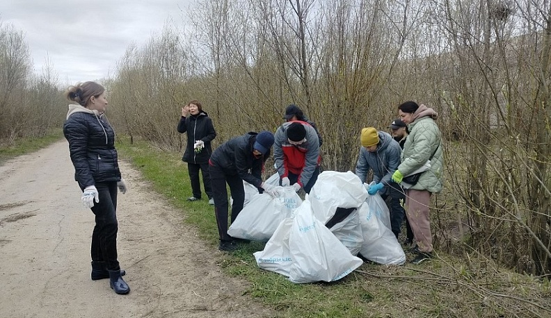 Калужане привели в порядок берег Оки