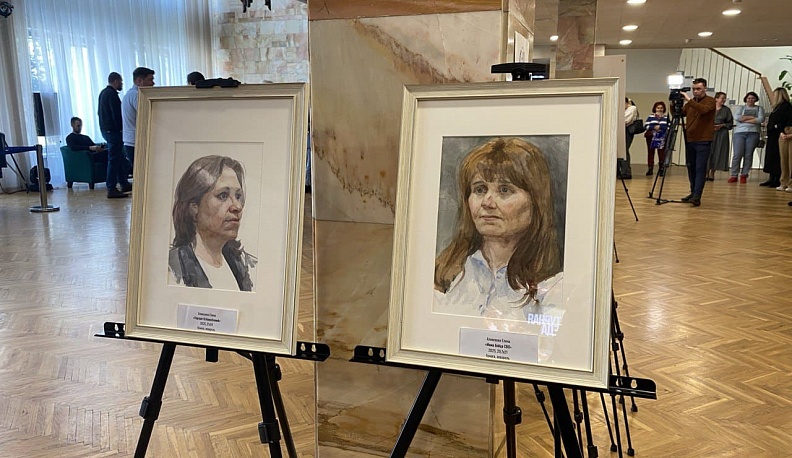 Выставка «Герои нашего времени: портреты бойцов СВО» открылась в Доме ученых Обнинска