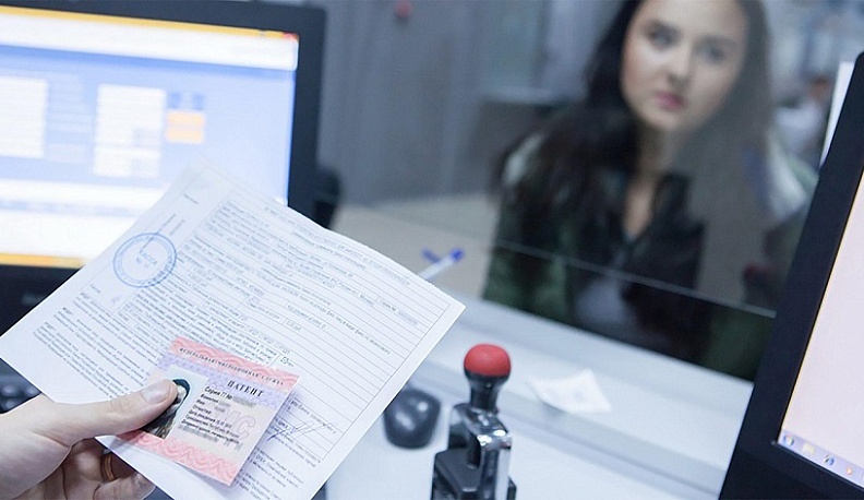 С начала года в Калужской области оформили 9,2 тысячи трудовых патентов для иностранцев