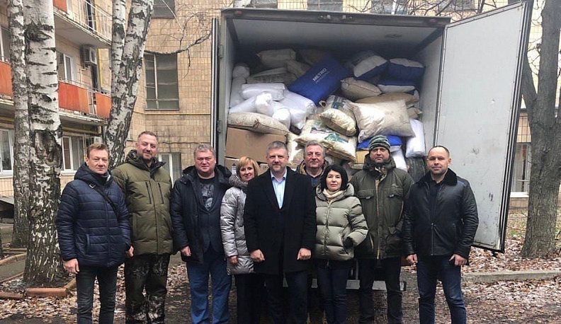 Делегация Калужской области передала ЛНР медикаменты