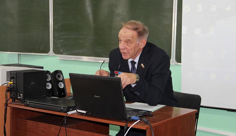 Урок мужества Николая Капустина