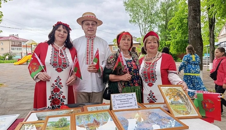 В Думиничском округе провели XI Фестиваль национальных культур «В семье большой, в семье единой»