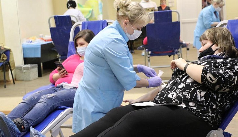 В Калуге 50 доноров пополнили запасы регионального банка крови