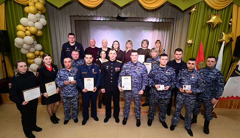 Росгвардейцам Малоярославецкого округа вручили ведомственные награды