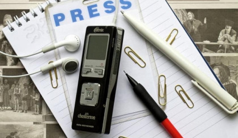 В Калужской области объявлены конкурсы на соискание трёх журналистских премий