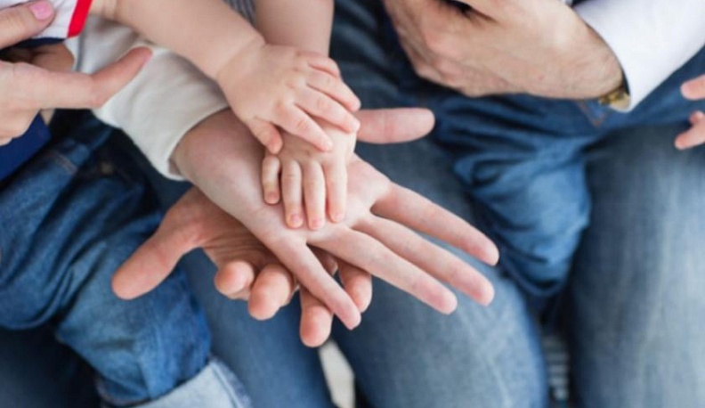 В День защиты детей в Калужском регионе 68 тыс. семей получили детские единовременные выплаты  