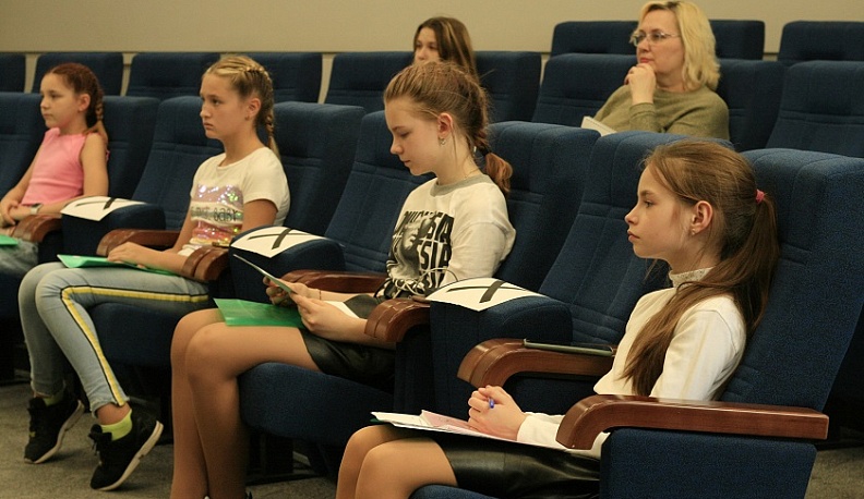 В «Калугаэнерго» провели встречу с юными журналистами