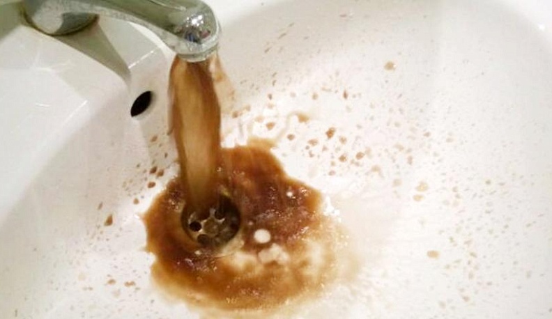 Рыжие мы, что ли?