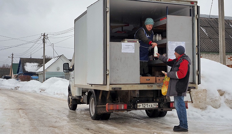 На одиннадцатом километре  остановки нет