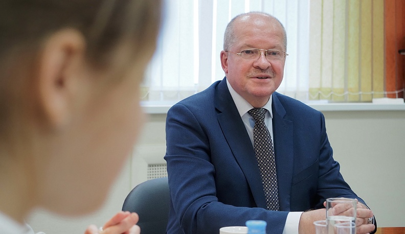 В Калуге прошел круглый стол с победителями и призерами Всероссийской олимпиады школьников