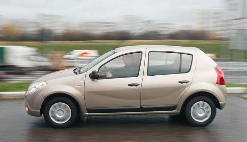 В Обнинске водитель Рено сбил женщину на переходе