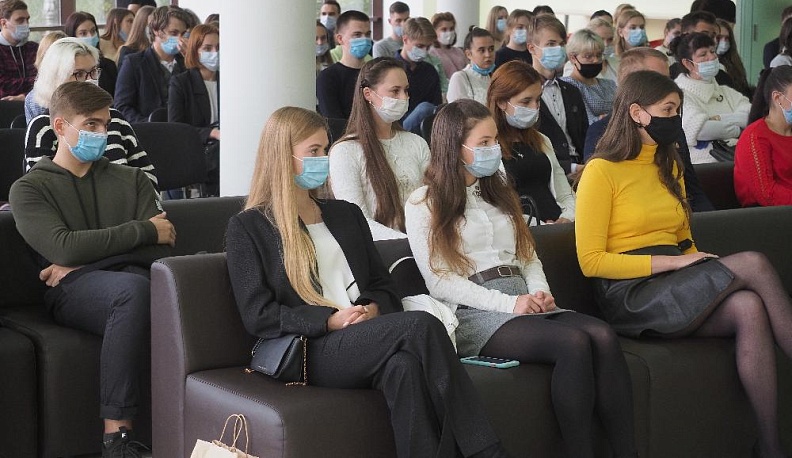 Нужна молодая кровь