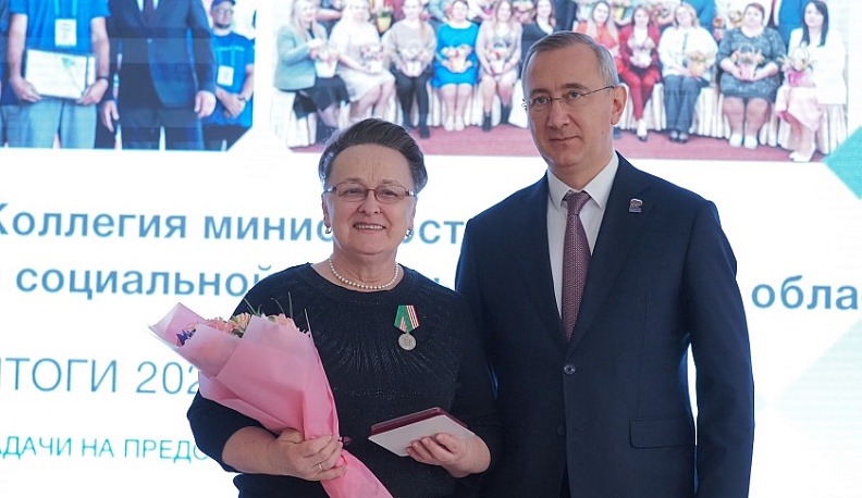 Владислав Шапша поблагодарил сотрудников регионального министерства труда и социальной защиты за работу в 2025 году 