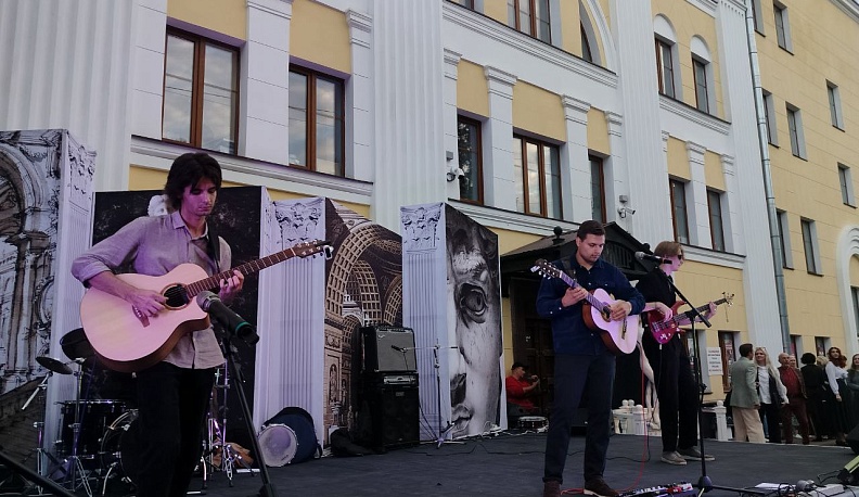 В Калуге прошёл традиционный летний «Газон-пати»