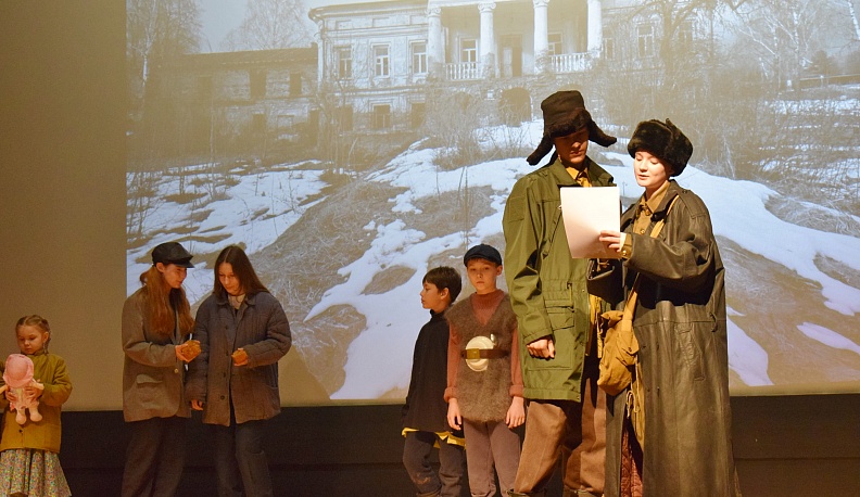 В Тарусе зажгли огни Памяти
